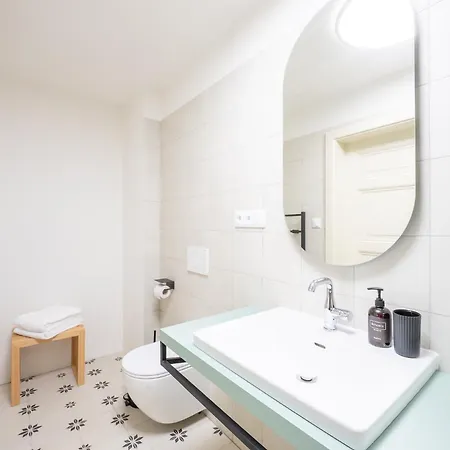Zamek Hotel *