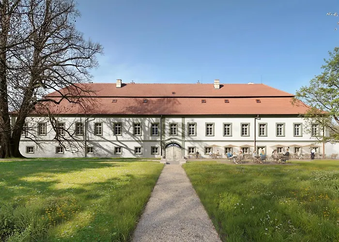 Zamek Hotell Naceradec