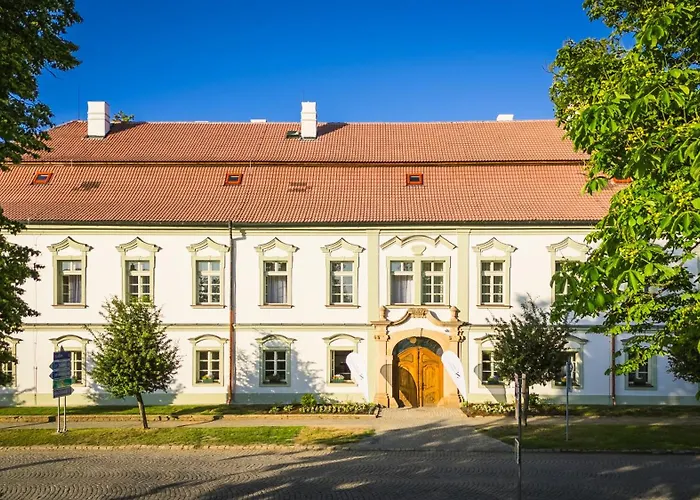 Hotell Zamek Naceradec